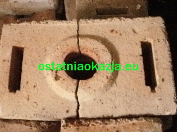 Cegła  szamot  akumulujący ciepło z otworami - Image 2