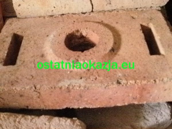 Cegła  szamot  akumulujący ciepło z otworami - Image 4